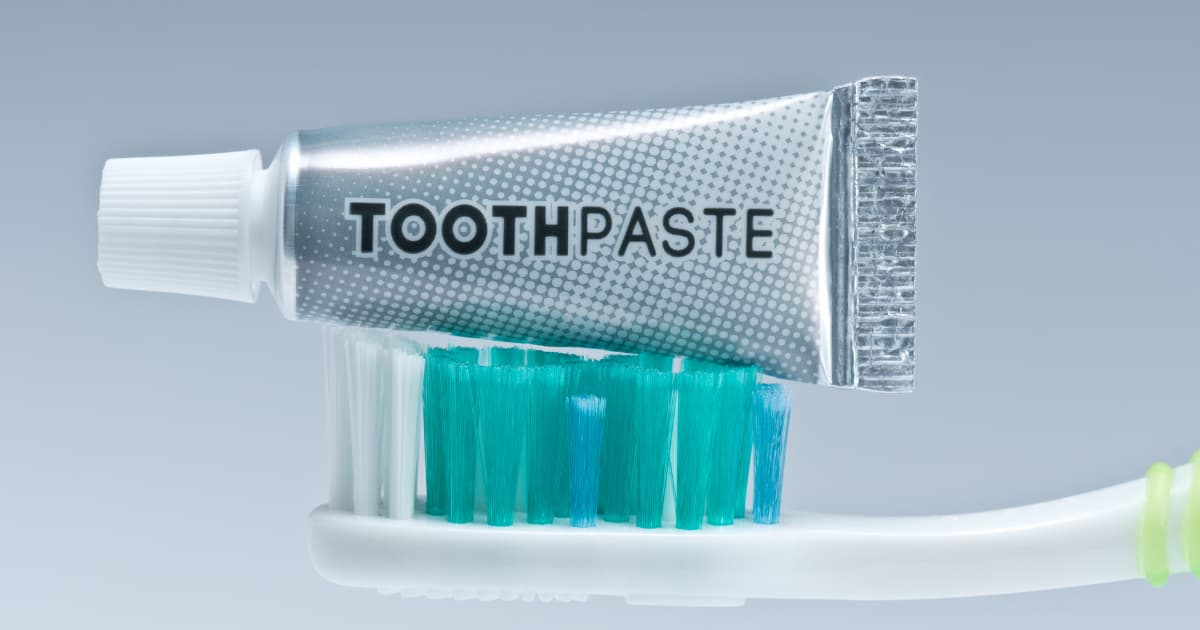 best toothpaste for seniors Sylhetism